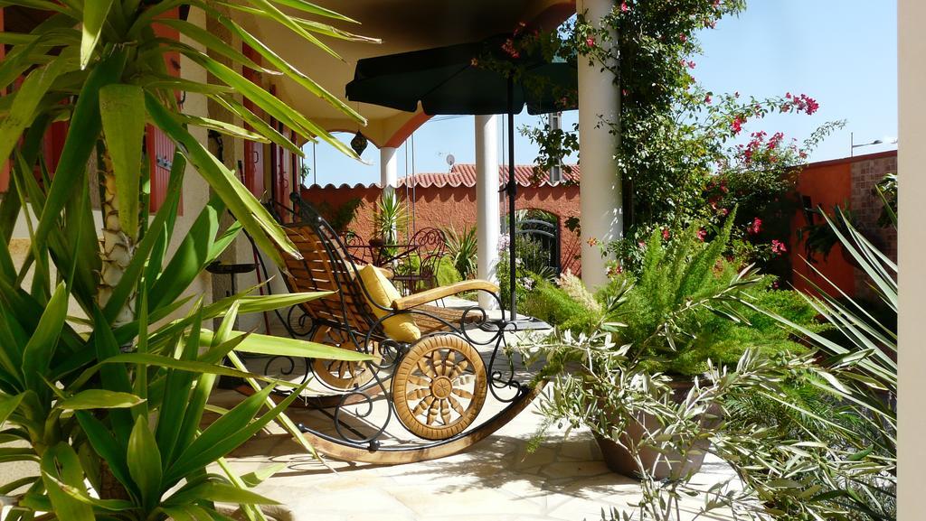 La Gentolière Bed and Breakfast Pollestres Esterno foto